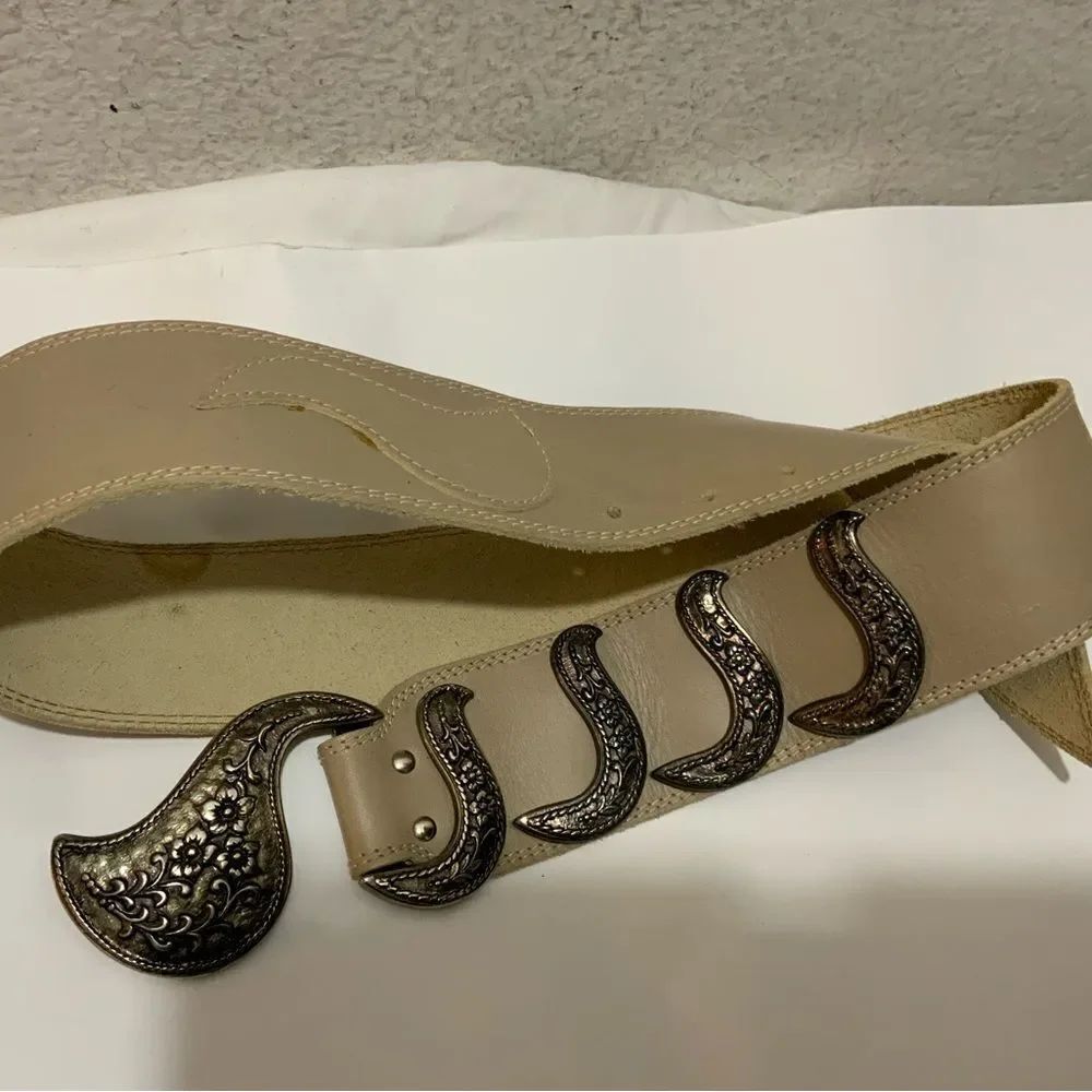 Vintage Rare BEVERLY HILLS Milano Taupe size L 2.25” wide 40”long